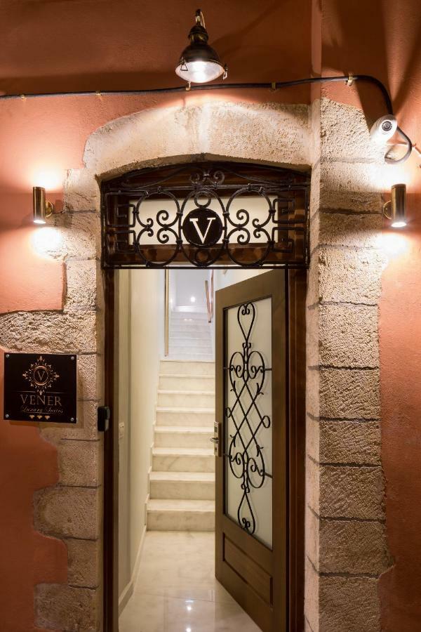 חאניה Vener Luxury Suites מראה חיצוני תמונה